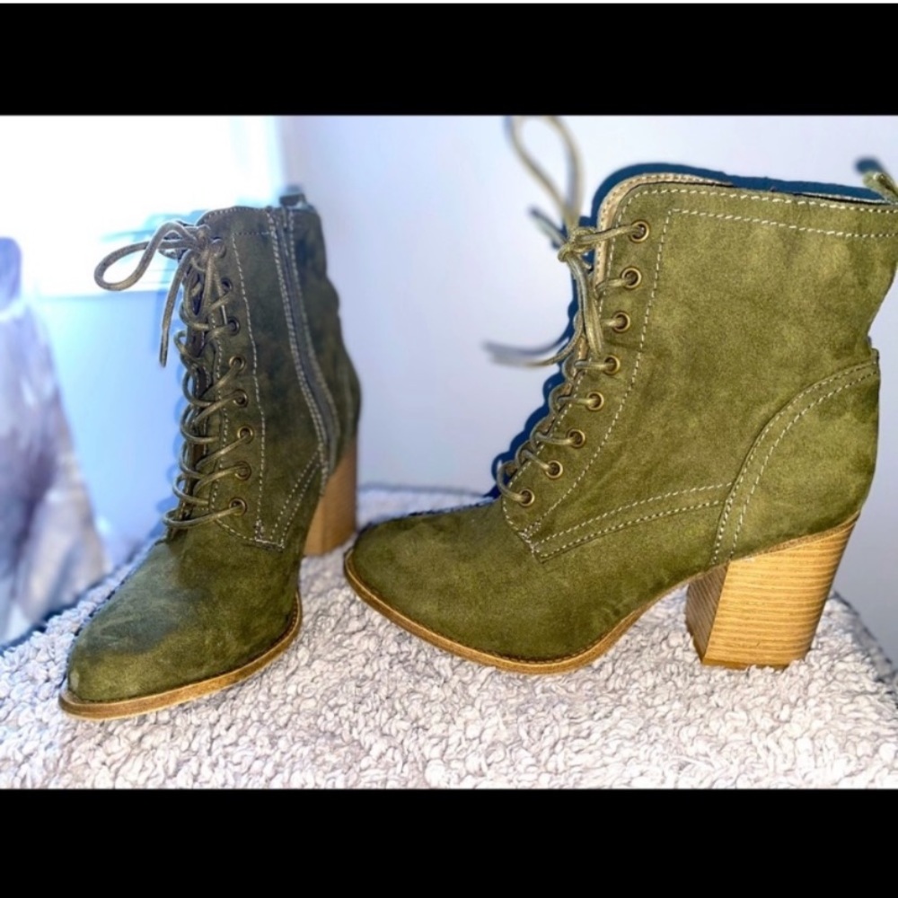 Never worn Booties